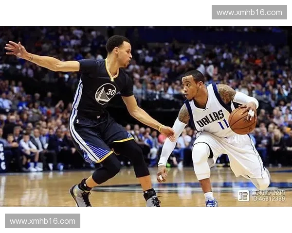 转身护球技巧解析与实战运用全面提升球场控球能力 转身护球技巧解析与实战运用全面提升球场控球能力